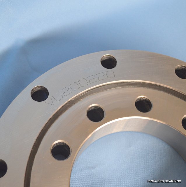 VU200220 Four point contact slewing bearing (without gear teeth)