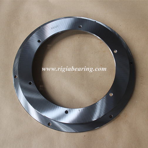 L4-17P9Z four point contact ball slewing ring with flange ring