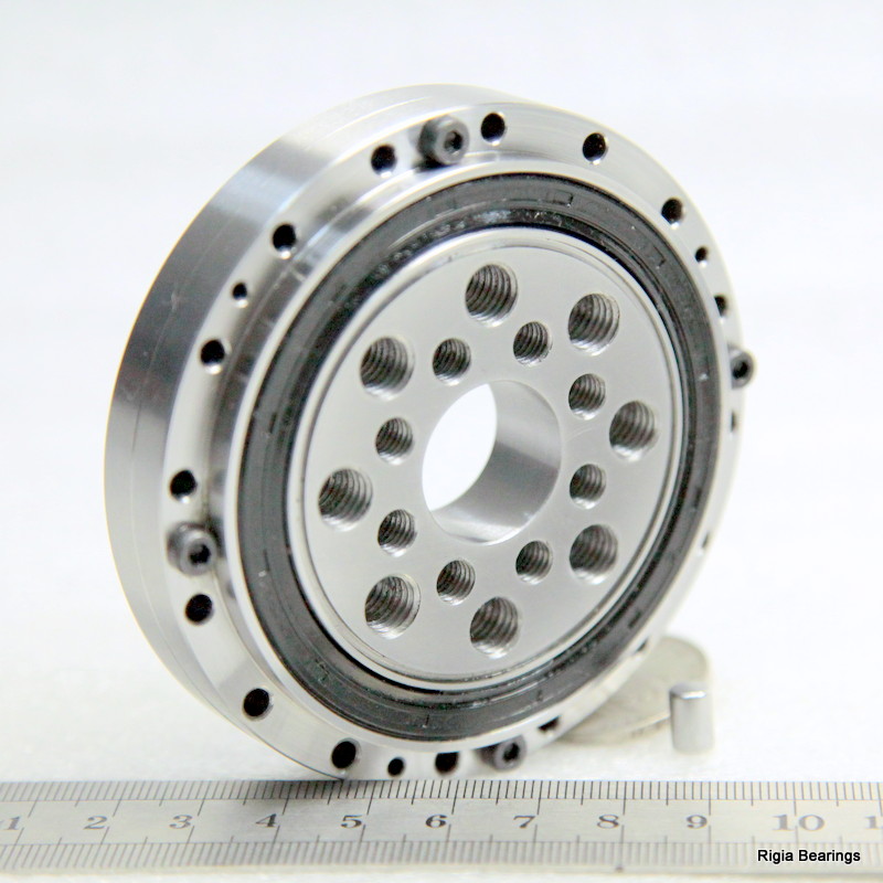 CSF32-XRB Harmonic drive outpout crossed rolelr bearings