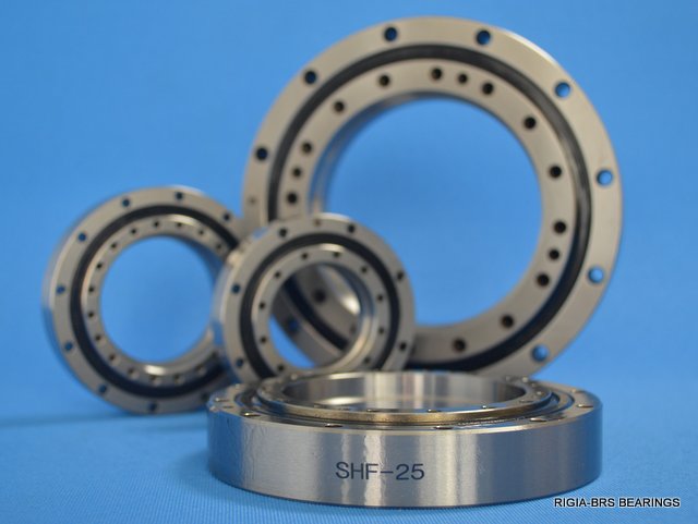 SHF output bearings for harmonic drive speed reducer
